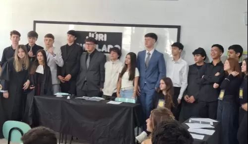 Júri Simulado: Aprendizagem na Prática